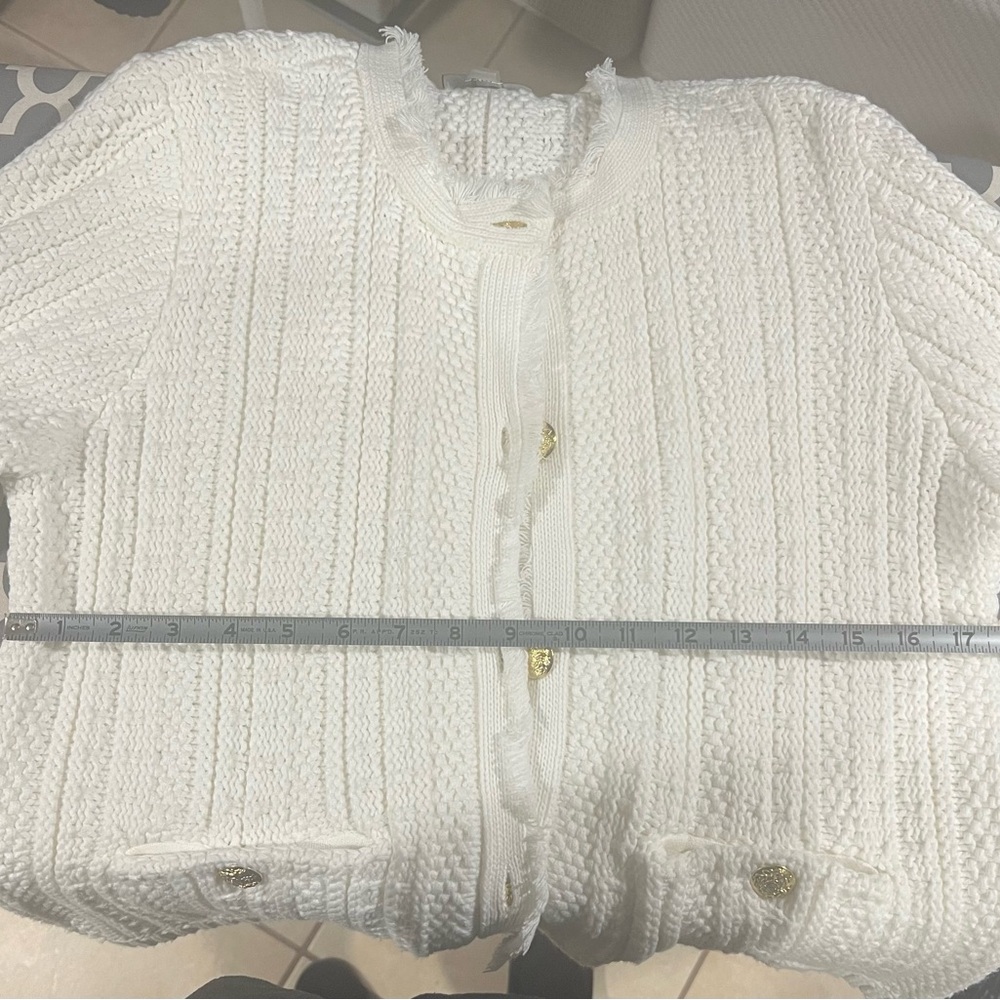 🌿Tahari Cardigan 🌿 - Picture 9 of 10